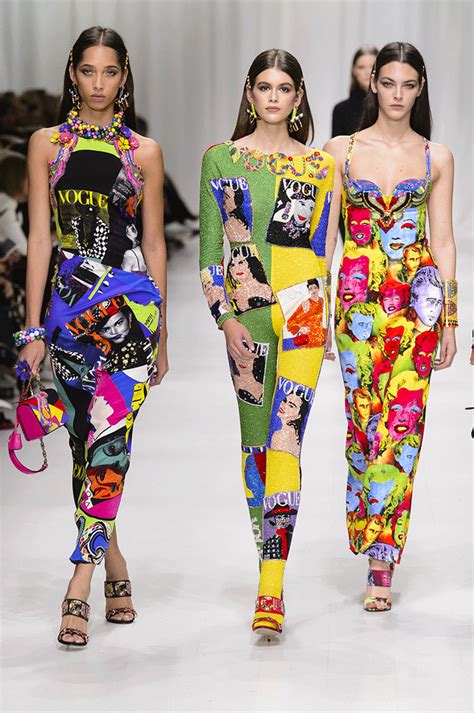 vestiti imitazione stampa versace donna